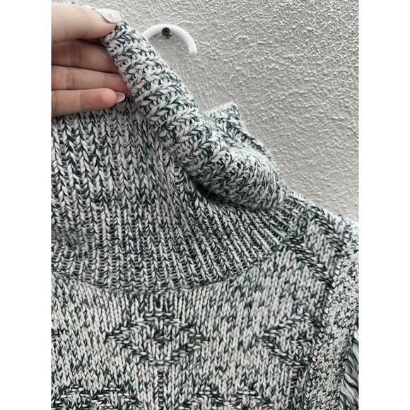 Lucky Brand Womens Sweater Size Medium Turtleneck Fringe Green White Pullover - Picture 3 of 12